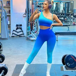 Aktif Setler Bir Omuz Dikişsiz Gym Set Egzersiz Giysileri Kadınlar İçin İki Parça Fitness Sport Sutuk Tayt Yoga Giyim Kıyafetleri