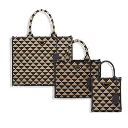 Triangolo Symbole 3 dimensioni Borsa a tracolla Ricamo Negozio a tracolla Borse tote firmate Uomo Borsa da donna di lusso Borse di tela in pelle 7a Pochette da viaggio Borse da spiaggia