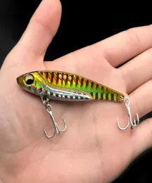 AIOUTE 2019 neue ankunft 6 farben leuchtende Metall VIB Angeln Angeln Lockt Crankbait vibration löffel Spinner sinkt köder T1910168396182