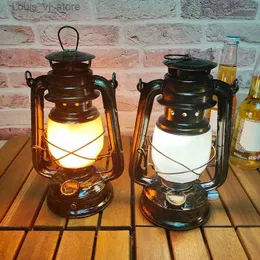 Nocne światła Przenośna ręczna ręka vintage lampa stołowa naftowa Lampa stołowa Żelazna ładowanie Nocna światło kawiarnia Restauracja Sypialnia Flame Lampa kempingowa YQ231214