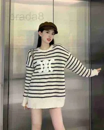 Frauenpullover Designer CE Trendy Stripe Kontrast Triumph Bogen 3D Handtuch gestickt