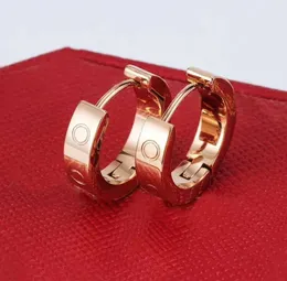 2023 Nowy stadnina Tytanium Steel 18K Rose Gold Designer Studs for Women Exvquacite Proste Fashion Damskie Kolczyki Biżuterii Prezenty stycznia luksus1