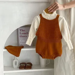 Kleidungssets Ins Herbst Baby Mädchen 3-teiliges Kleidungsset Baumwolle gestrickt Schultergurt Overall Hut Langarm Pullover Set Baby Mädchen Set 231214