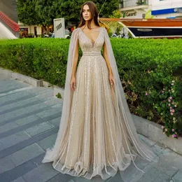 2024 Heiße Luxus Cape Sleeves Abendkleid V-Ausschnitt Perlen Champagner A-Line Tüll Frauen-Prom-formelle Kleider Arabisch Dubai Robe de Soiree Customed