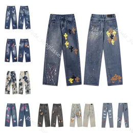 Projektant dżinsów Nowe męskie dżinsy robią stare pranie proste spodnie literowe druki na długie purpurowe dżinsy