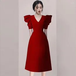 Sukienki imprezowe Summer Bodycon sukienka Elegancka czerwone damskie biuro w stylu szlafroki kobiet v szyja rękawa szczupła talia midi