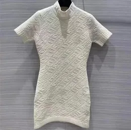 Vestido casual feminino vestido de designer em relevo 3d carta em relevo vestido feminino de alta qualidade com dois coletes de malha e saias