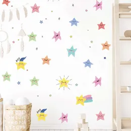 Adesivi murali stelle colorate con sorriso di cartoni animati per la cameretta dei bambini Decalcomanie murali per la cameretta dei bambini, scuola materna, decorativa per parete