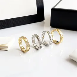 Nouveau Design anneaux de bande hommes femmes Couple anneau étoiles lettres anneaux classique luxe concepteur bijoux 2212