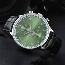 Nowa luksusowa kolekcja zegarków formalnych mężczyzn designerskich zegarków luksusowe zegarki kwarcowy ruch zegarek dla mężczyzny