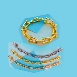 3 Renk Bangles Mektup U Zincir Bilezikleri Alfabe Bileklik 18K Altın Kaplama U Bileklik Paslanmaz Çelik Takı Gümüş Bileklik Zarif Bangle Takı Set Hediyesi