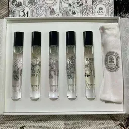 f90876d4-8b06-48ad-ab0c-