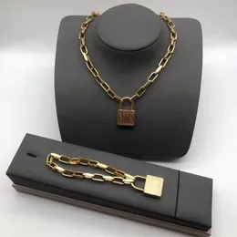 Designer-Schmuck neue Buchstaben-Schlüsselbeinkette Halskette Halskette Armband feminine280q