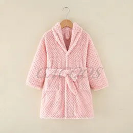 Toalhas Robes Manga Longa Roupão Infantil Pijamas Crianças Robes Adoráveis Meninos Toalha de Banho Outono Inverno Meninas Roupões Casa Roupas 4-14Years 231215