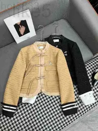 Kadın Ceketler Tasarımcı Tasarımcı Sonbahar ve Kış Yeni Çin tarzı Moda Disk Toka Yuvarlak Boyun Kuff Kontrast Renk Mizaç Kısa Ceket ZXZP TNB3