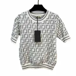 Designer Ubrania Kobiety jesień nowa moda trend marka pasiastka jacquard okrągła szyja pullover krótki rękaw Sweter męski i damskie koszulka oddychająca słodki styl oddychający styl oddychający