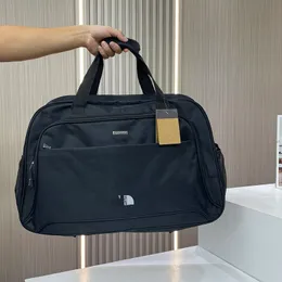 Najnowsze duże pojemność przenośna torba podróżna sportowe torby fitness Duffel Designer Mens Fashion Bagage Bagage torebki na ramię Wodoodporna tkanina Oxford