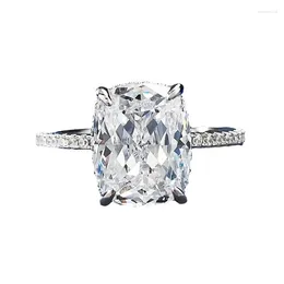 Pierścienie klastra Spring Qiaoer 18K Białe złoto Plaked 925 Sterling Srebrny fasetowany wysoki węglowy diamenty Pierścień kamienia szlachetnego dla kobiet biżuteria