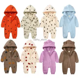 Rompers 2023 Baby Winter Fleece Romper Print Cotton Warm Wharing ملابس دافئة من 0 إلى 24 مترًا