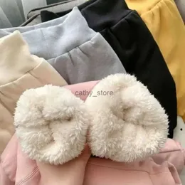 Overalls 0-24M Infant Winter Warm Thickened Pants Baby Plush Trousers Newborn Boys Girls' Pants Cotton Baby ClothingL231114