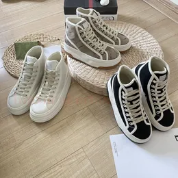 Designer plattform 1977 par casual skor höga topp sneakers låga topp sneakers män kvinnor lyxiga sneakers mode canvas tennis skor tyg inlay tjocka sulskor