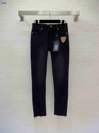 Designer feminino jeans roupas de marca calças femininas moda logotipo bordado couro decorado com calças elásticas 15 de dezembro recém chegados