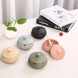 Posacenere in Ceramica con Coperchi, Antivento, Posacenere per Sigarette per Uso Interno o Esterno Portacenere per Fumatori, Vassoio per Cenere da Fumo da Tavolo per la Decorazione dell'Home Office