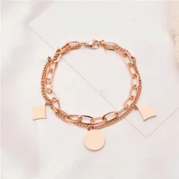 Mode Luxus weibliche mehrschichtige Armband klassische Designer-Design quadratisch vierblättriges Kleeblatt 3 Farben rund zweischichtig für Frauen Cuff202k