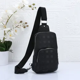 Mens Designer Crossbody Bag Bumbag أكياس الكتف Man Bumbags الجلود حقائب مصمم حقيبة يد Bolsas حقيبة Messenger Bag Wedd Wedet 231215555