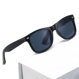 Gafas de sol cuadradas clásicas Hombres Mujeres 52 mm Diseño retro Gafas de sol Protección UV400 al aire libre Sombras de alta calidad para unisex con Cas312Z