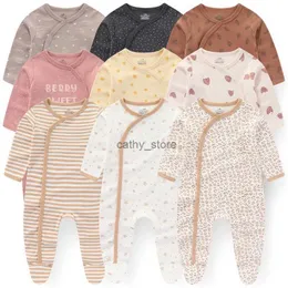Rompers Cotton Baby Girl Clothes 3 قطع كرتون جديد مولود طفل الملابس مجموعات طويلة الأكمام الخريف حليقة حليقة السحاب الربيع Bebesl231114