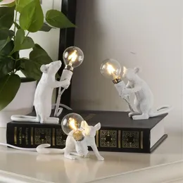 창조적 인 수지 동물 쥐 마우스 테이블 램프 작은 미니 마우스 귀여운 Led 야간 조명 홈 장식 데스크 조명 침대 옆 램프 EU AU 미국 244D
