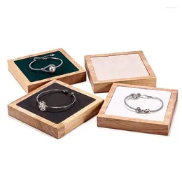 Bolsas de jóias elegante bandeja de madeira sólida pulseira bege e preto quadrado contador bandejas prop organizador