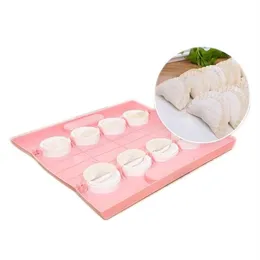 VIP -dumplings Maker Tool Mold Jiaozi Pierogi Make 8 At Tome Baking Molds Pakter Kök Tillbehör Y200612253D