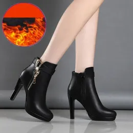 Stövlar Lucyever Sexy Black High Heels Ankel för kvinnor Klassisk Autumn Winter Platform Woman Zipper Keep Warm Short Booties 231214