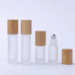 Partihandel Frosted 5 ml 10 ml Essential Oil Roll-On Bambu Bamboo Cap Glass Parfymcontainer med Metal Ball LL