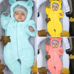 Rompers born Baby Romper Winter Fleece Jumpsuit Infant Girl Boy Bear Ears Footed Hooded Coat pour enfants 231215