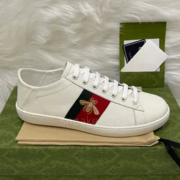 Designer sapatos casuais abelha tênis chaussures sapato de couro genuíno homens mulheres bordados clássicos treinadores python sneaker