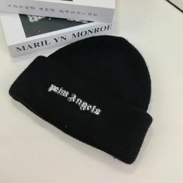 Klassische Woll-Designer-Beanie-Mütze. Damen-Plams-Strickmütze. Luxuriöse, warme, gewebte Herren-Mütze aus Kaschmir