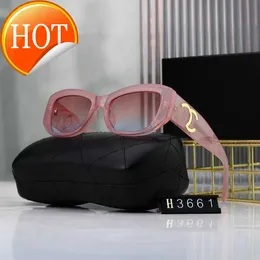 새로운 CC 선글라스 패션 디자이너 Ch Sun Glasses 레트로 패션 탑 운전 야외 UV 보호 패션 로고 레그 여성용 남성 선글라스 FP1F