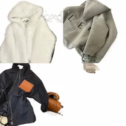 дизайнерская зимняя женская роскошная твист-шляпа веревочный кардиган «все в одном» кожаная куртка толстая мода красочная прекрасная теплая женская куртка с буквенным тиснением T3oj #