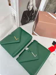 Moda Envelope Bag Designer Messenger Bag Scurbkel Leather couro deslizante Cadeia de metal cinta versátil ombro ou crossbody