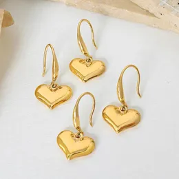 Pendientes colgantes Charm Heart Chapado en oro Gota de acero de titanio para mujer Joyería de diseño de lujo