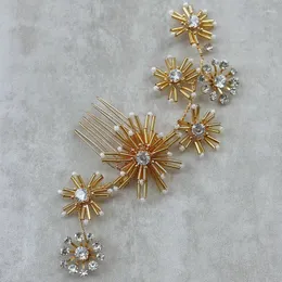 Hair Clips Handmade Exquisite Gold Color Snowflake Bridal Comb Gorgeous Crystal Hairpin Women's Earrings Wedding Tiara Accessoessories