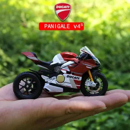 Литая под давлением модель Maisto 1 18 Panigale V4S Corse 1199 Модель мотоцикла Коллекция игрушечных автомобилей Шорк-поглотитель Off Road Autocycle Toys Car 231208