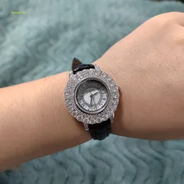2023 Biżuteria VVS Moissanite Watch Nowy projekt luksusowy styl lodowy diamenty obserwuj diament dla mężczyzn.