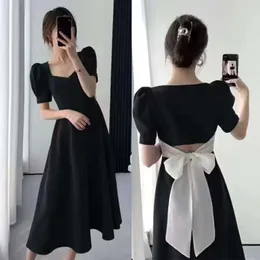 New French Retro Hepburn Style Summer Y2K Trend Back Bow Little Black Loose Slim Dress