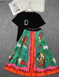 مصممة النساء اللباس العلامة التجارية للسيدات فستان الصيف T Shirt رسالة طباعة شعار Girl Dresses Ladies مطالبة التنانير