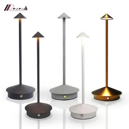 العناصر الجدة تلمس USB الجدول القابل لإعادة الشحن مصباح إبداعي مطعم البار القهوة Pina Pro Table Lamp Lampada Da Tavolo Table Table LA 231216