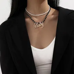 Collares colgantes 2021 Trendy Vintage Goth Short Pearl Velvet Cadena Gargantilla Collar para mujer Pieza Carta Bebé Traje femenino Jew298c